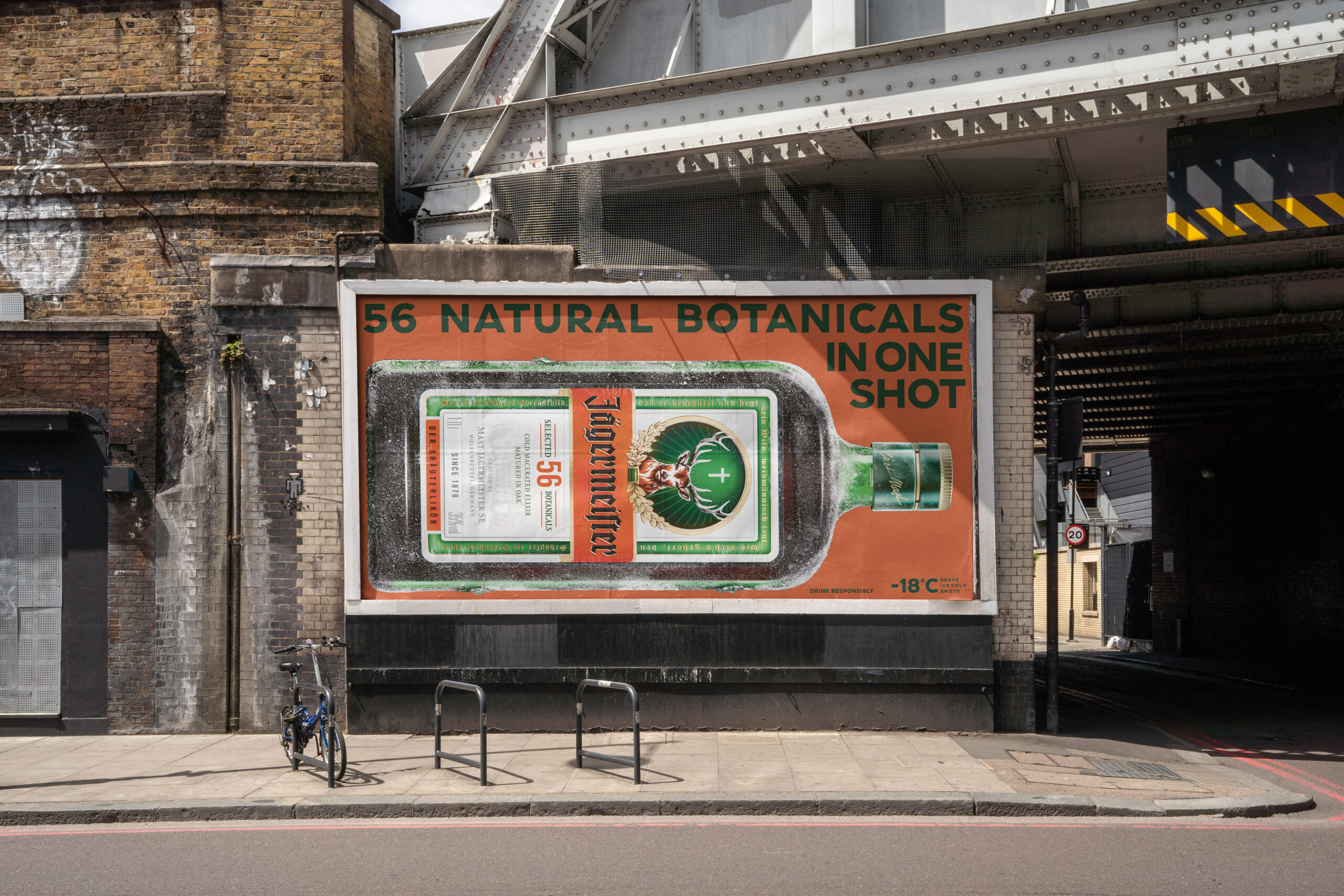 JM_016_Querformat_Mockup_04